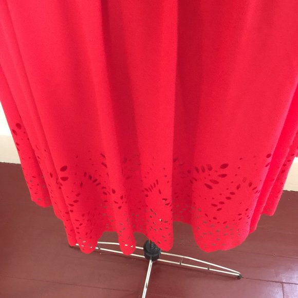 Sugarlips Red Dress Size L NWT with Perforated Details at Sleeves and Hem - Picture 7 of 9